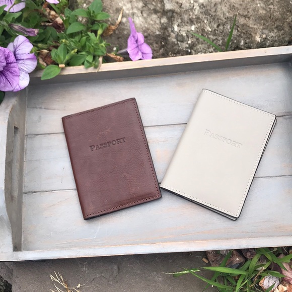 Dooney & Bourke Handbags - Dooney and Bourke Passport Case